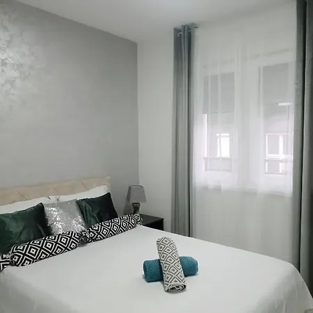Apartman Silver Sremska Mitrovica Exterior photo